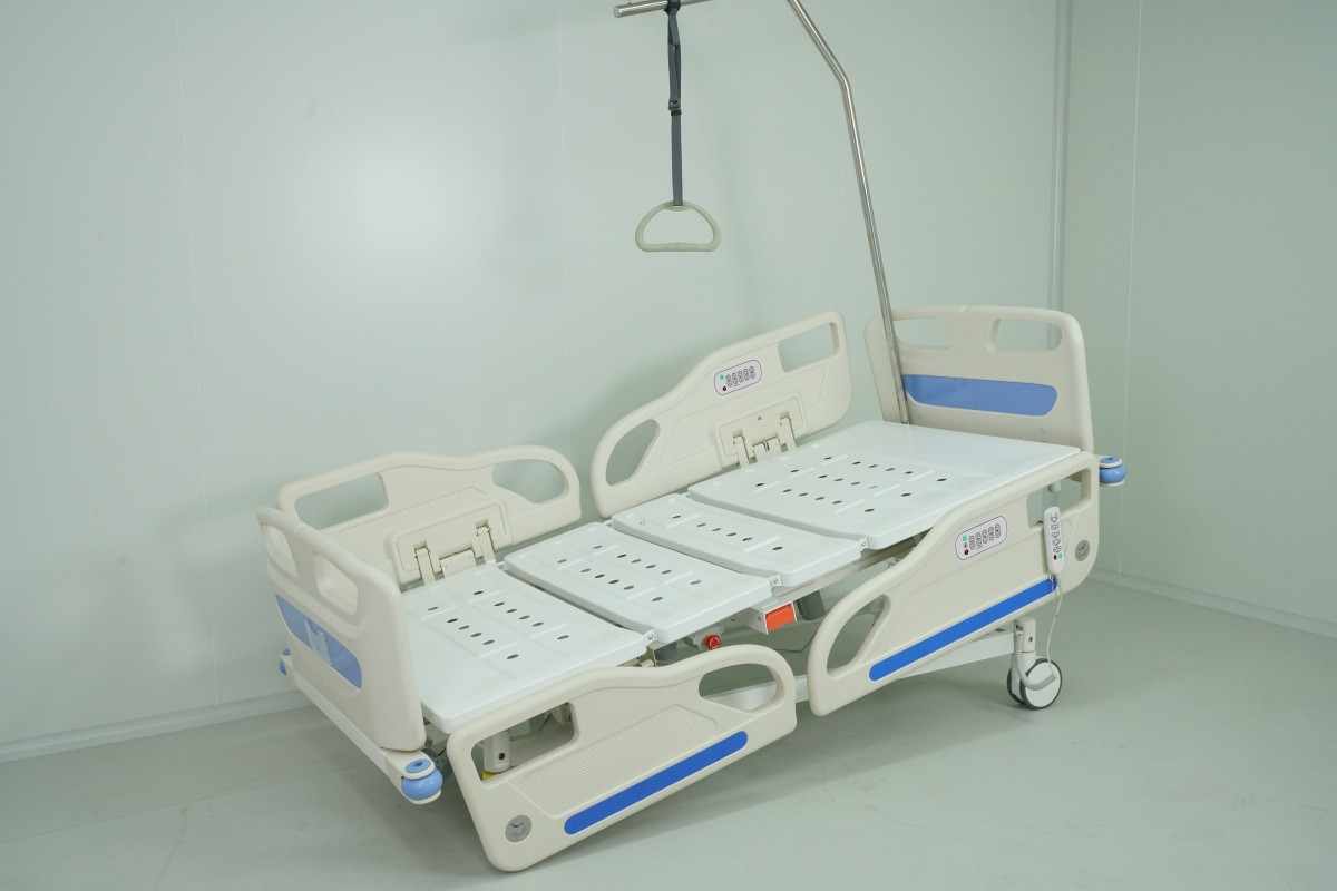 Fully Electric Hospital Bed Height Adjustable - Image 2