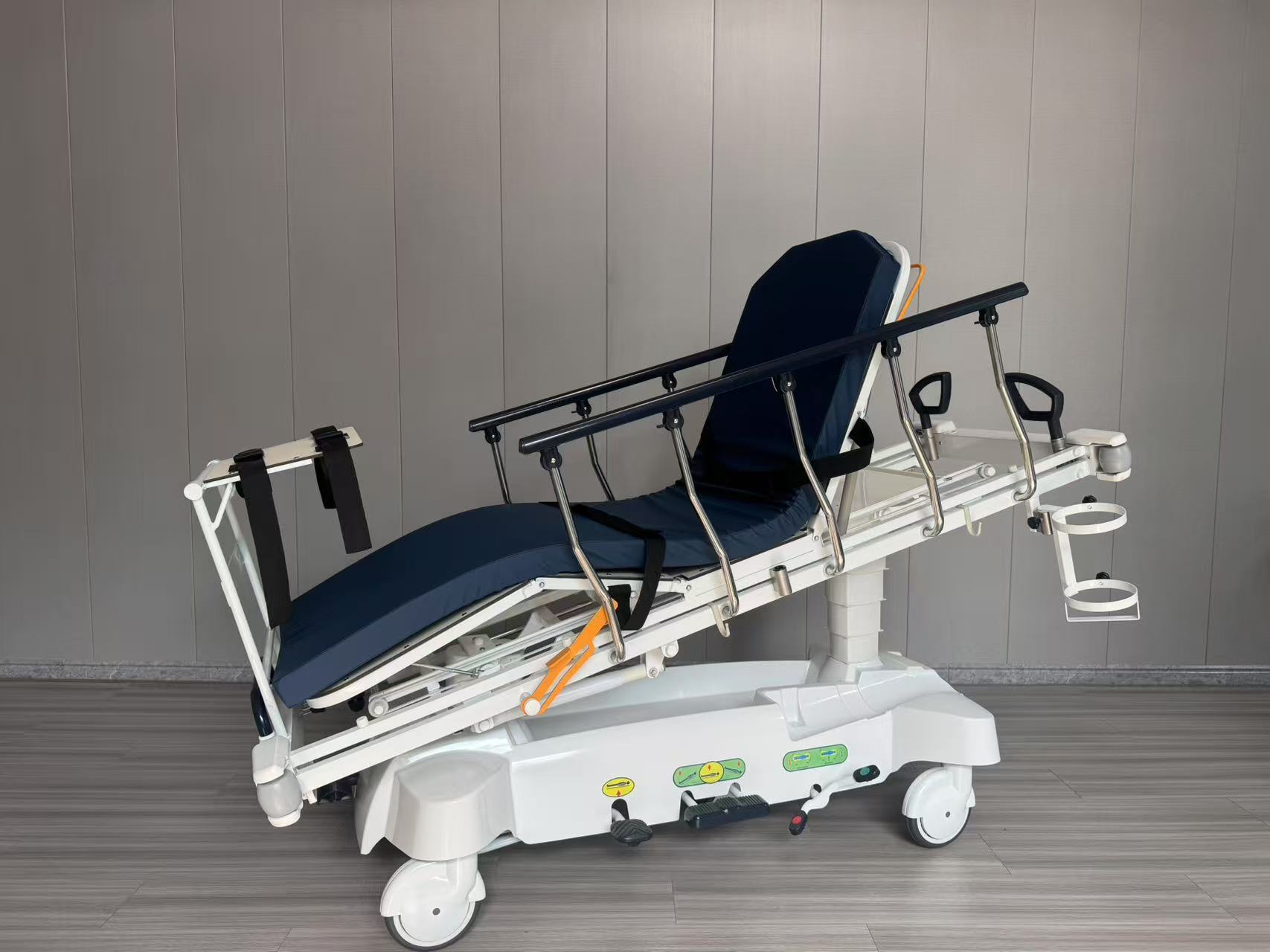 Hydraulic Patient Emergency Stretcher - Image 4